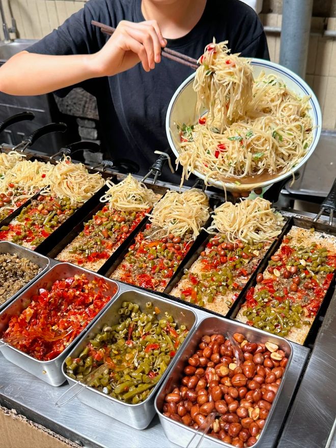 :魔幻城市+市井烟火+美食地图麻将胡了模拟器重庆六日游精华版(图3) :魔幻城市+市井烟火+美食地图麻将胡了模拟器重庆六日游精华版(图3)